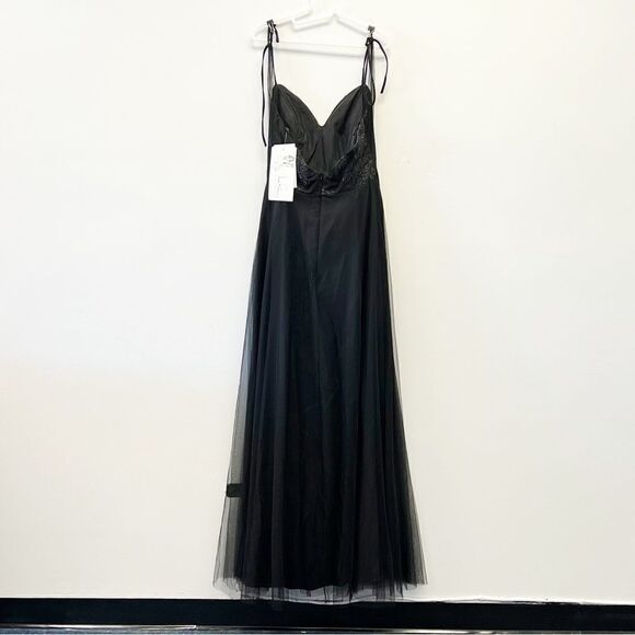 Hayley Paige Occasions Bridesmaid Gown Style 5903 Black, Size 8 - Picture 5 of 15